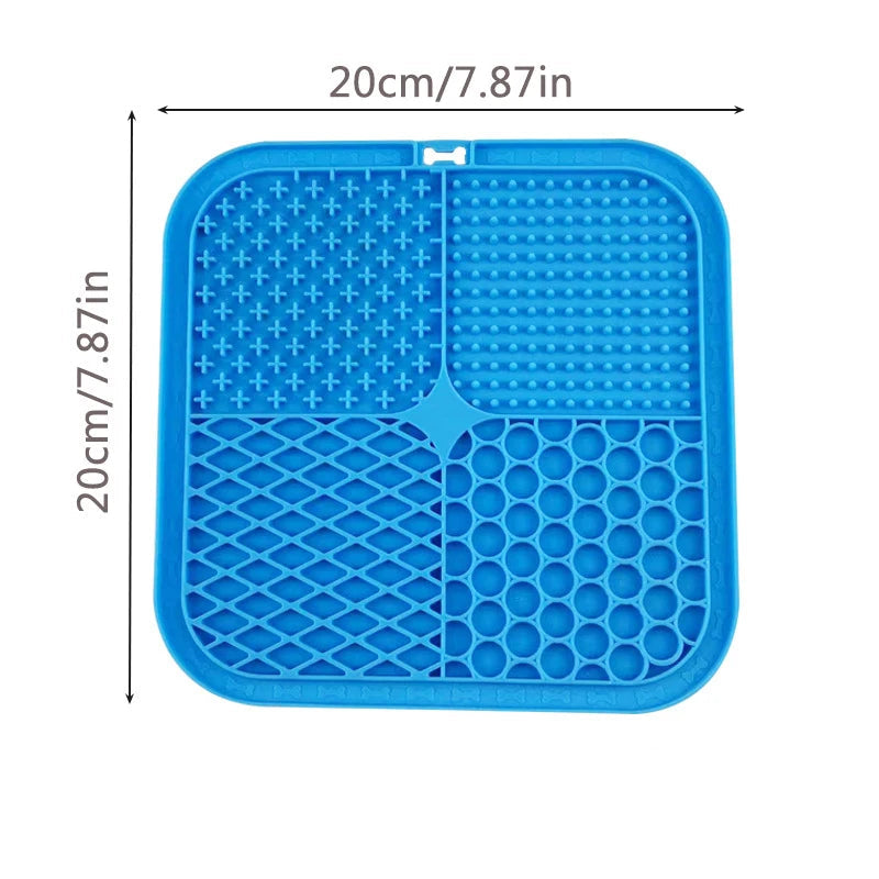 Tapis de léchage chien congelé